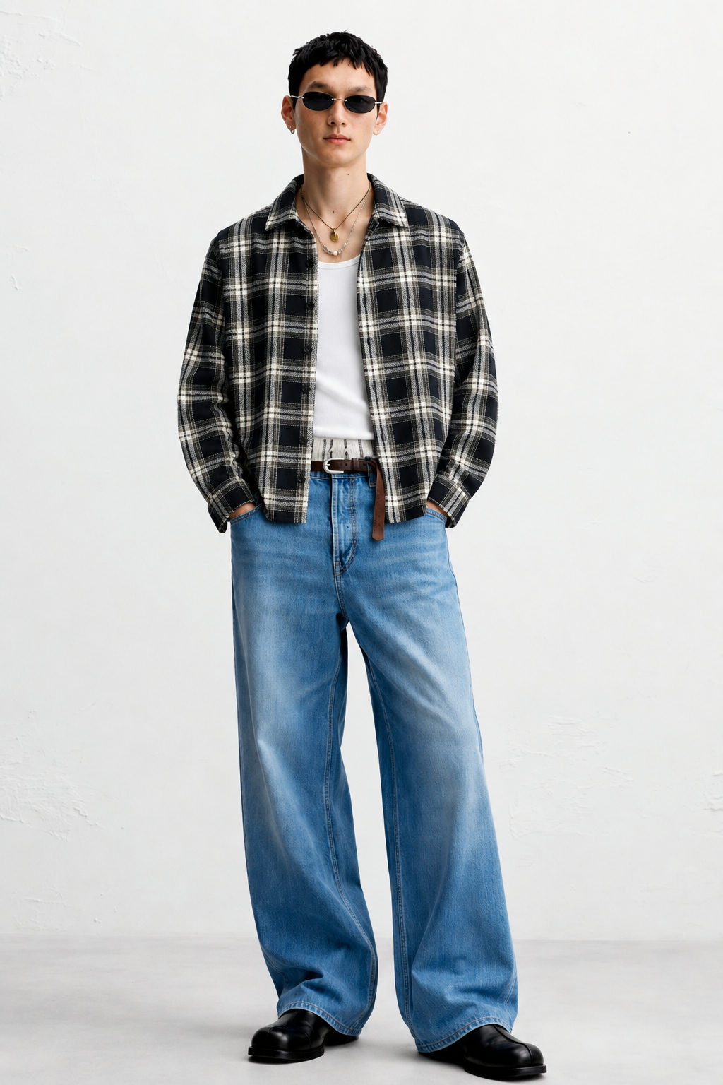 Midnight Grid Cropped Flannel Shirt - View 2