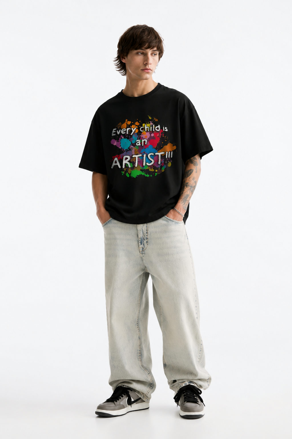 Artist Child Embroidered Tencel T-Shirt – Black - View 5