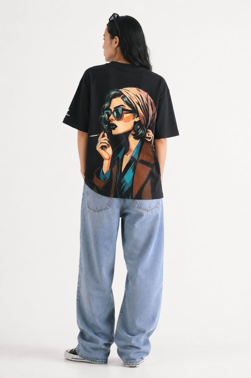 Dapperr Drift – Retro Muse Oversized Graphic T-Shirt Black - View 2