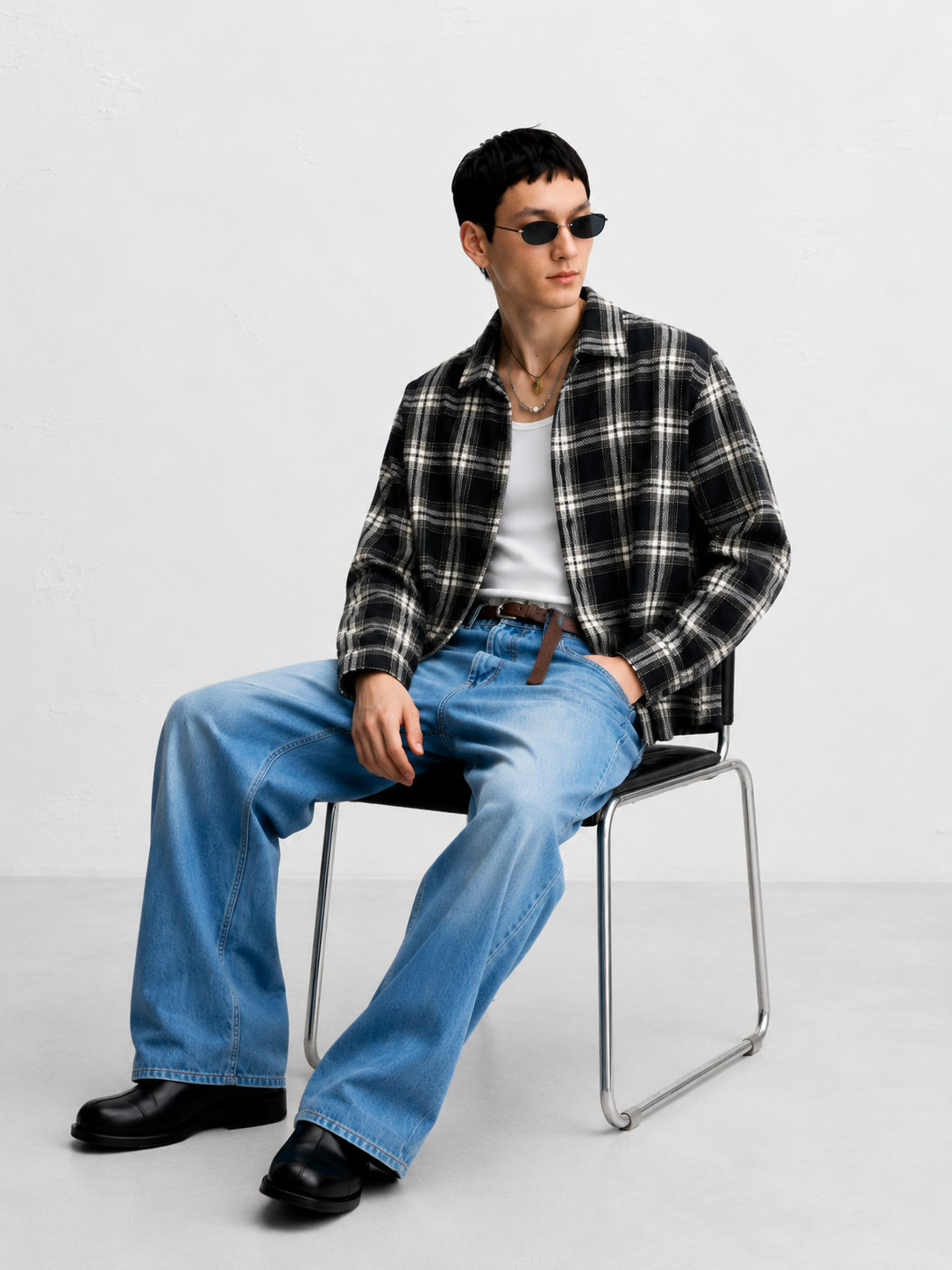 Midnight Grid Cropped Flannel Shirt - View 4