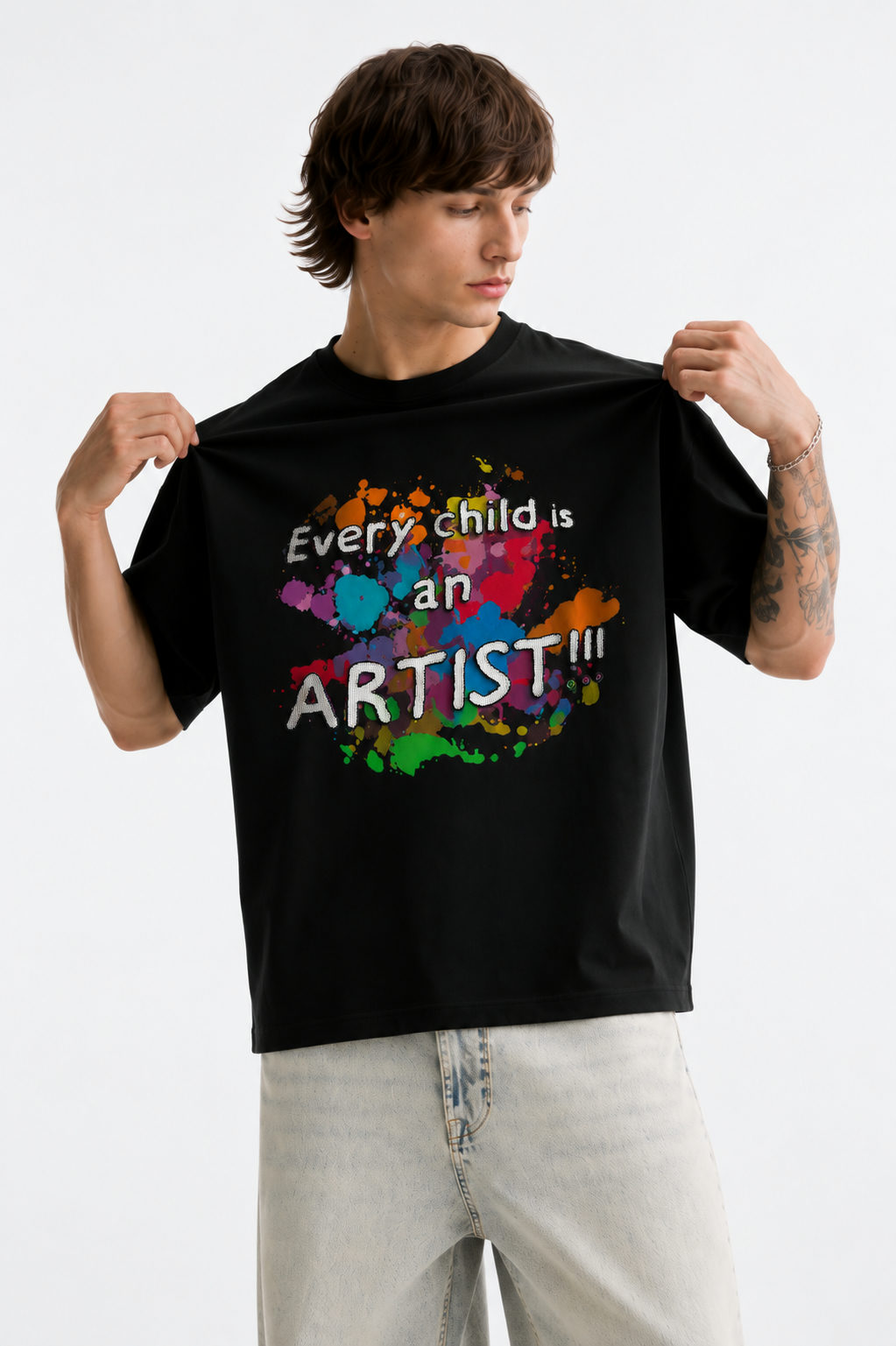 Artist Child Embroidered Tencel T-Shirt – Black - View 4